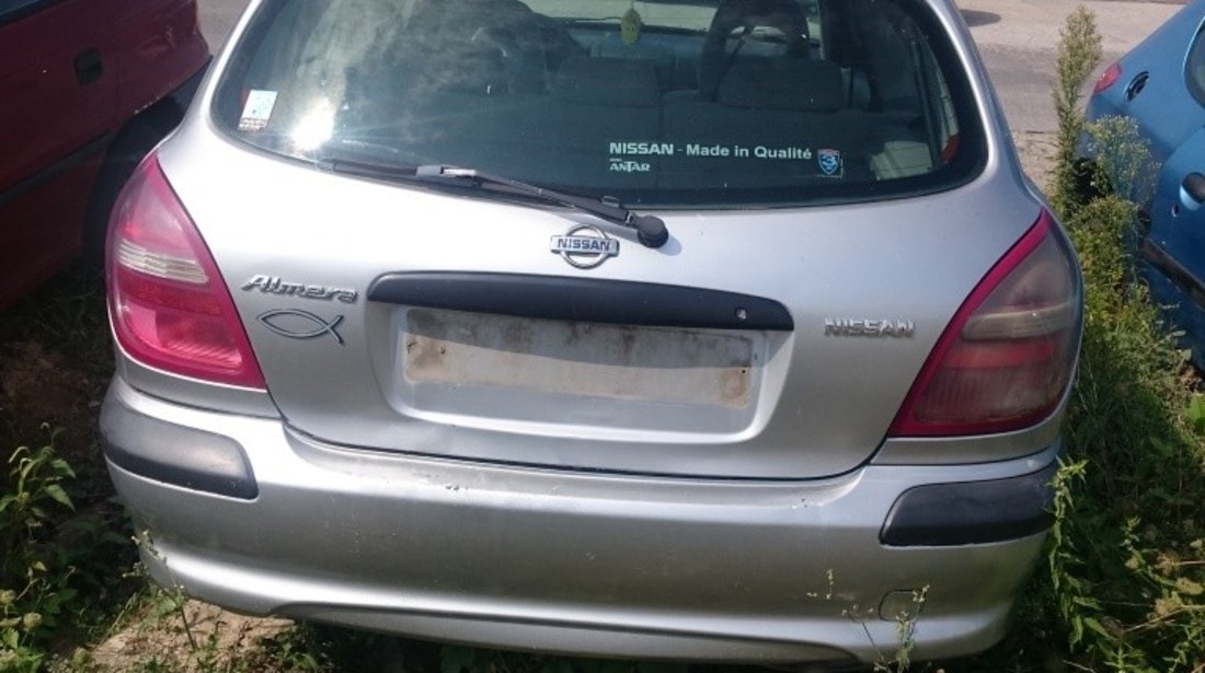 Aripa dreapta spate Nissan Almera 2001 hatchback 3d 2.2D