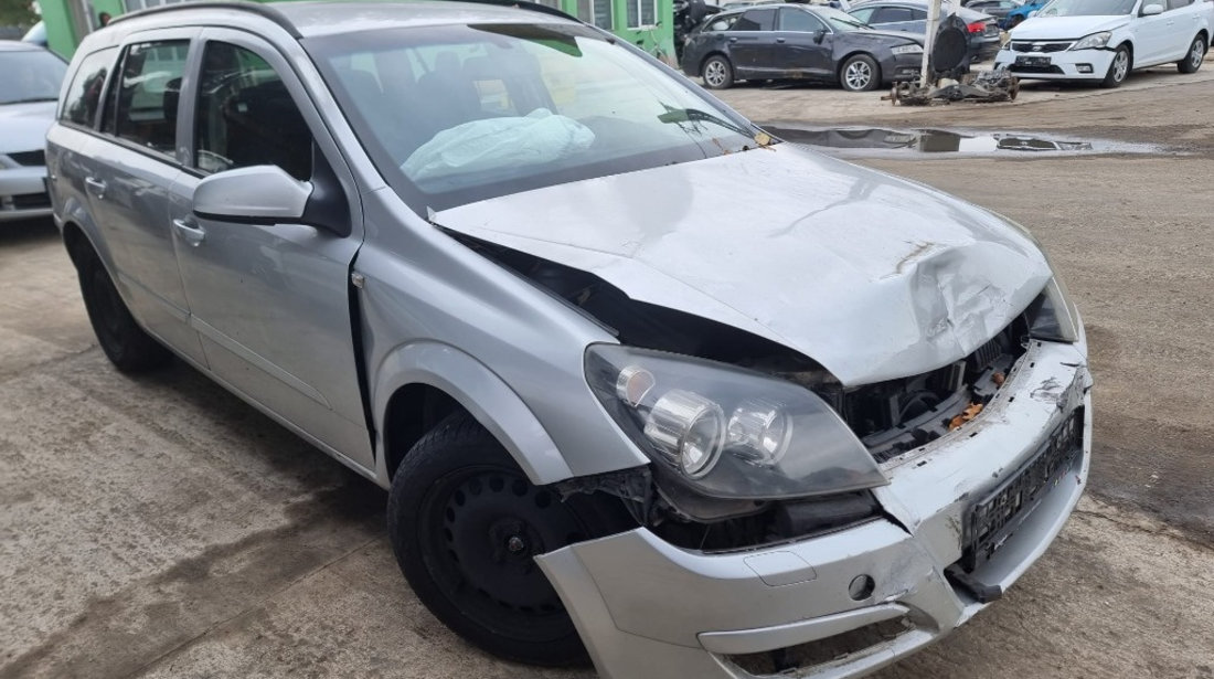 Aripa dreapta spate Opel Astra H 2007 break 1.7 cdti