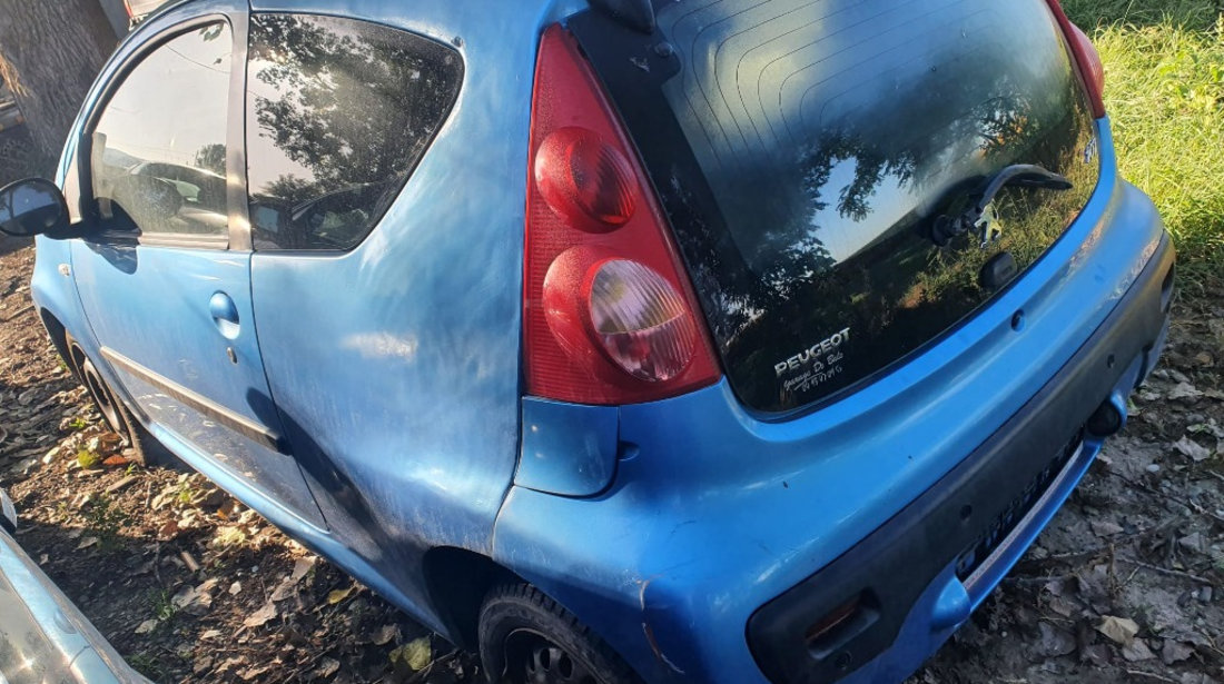 Aripa dreapta spate Peugeot 107 2006 hatchback 1.0 benzina