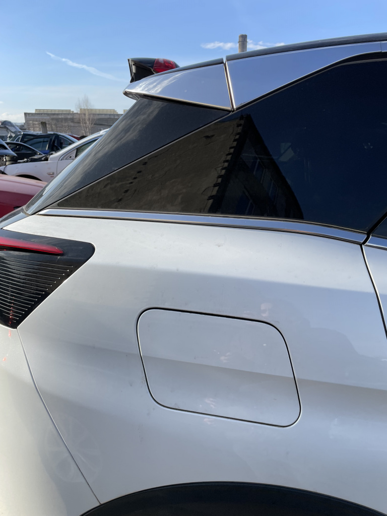 Aripa Dreapta Spate Peugeot 3008 1.2 Benzina 2018