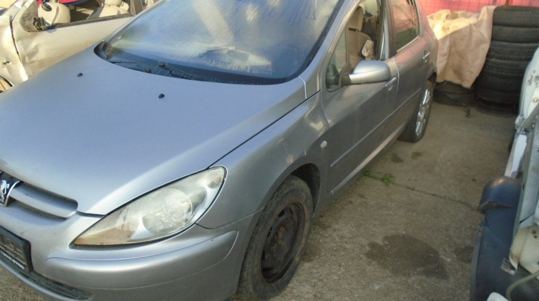 Aripa dreapta spate Peugeot 307 2004 hatchback 2