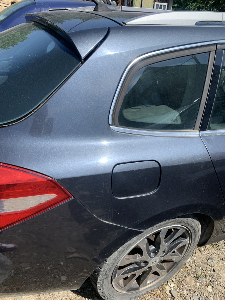 Aripa Dreapta Spate Renault Laguna 2.0 Motorina 2008, -