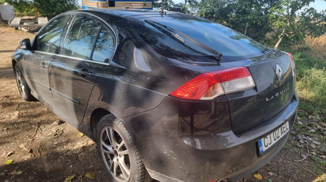 Aripa dreapta spate Renault Laguna 3 2009 berlina 2.0 dci