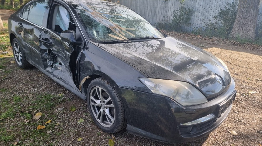 Aripa dreapta spate Renault Laguna 3 2009 berlina 2.0 dci