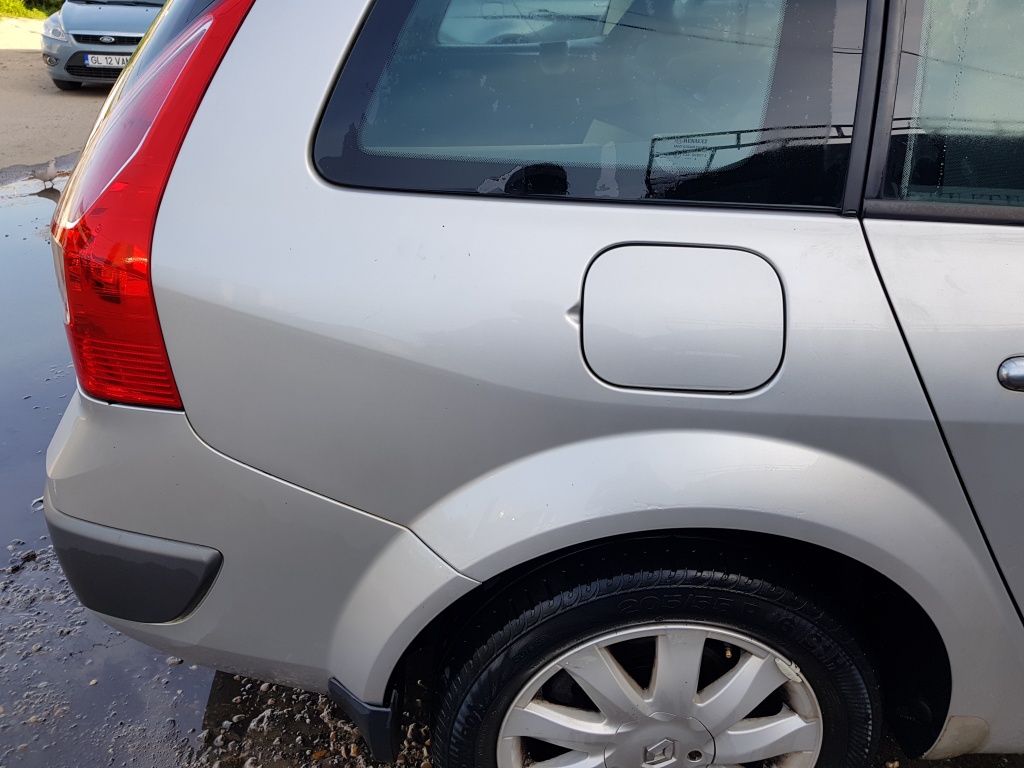 Aripa Dreapta Spate Renault Megane 2 2002 - 2009