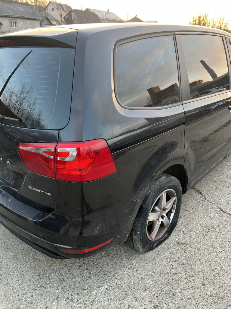 Aripa Dreapta Spate Seat Alhambra 2.0 2012