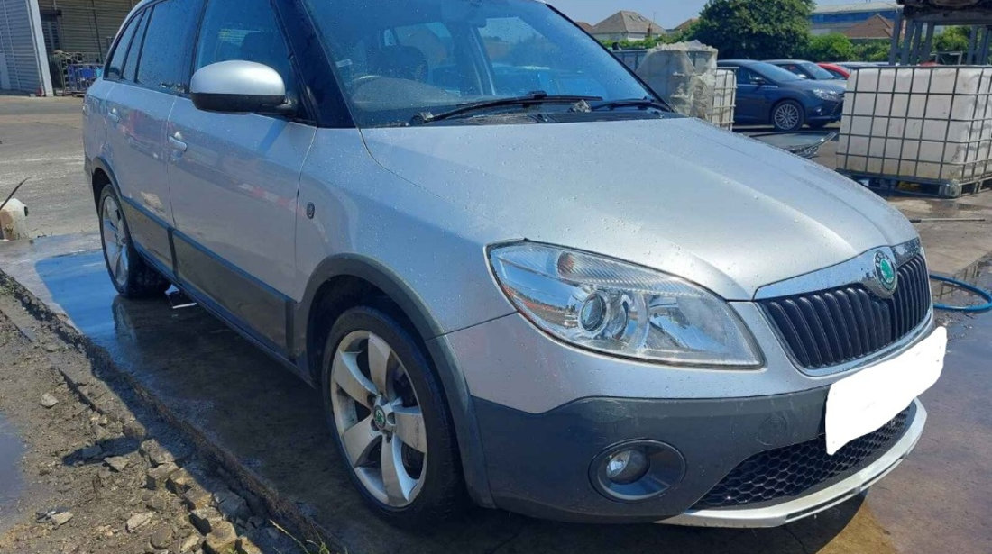 Aripa dreapta spate Skoda Fabia 2 2011 Scout BREAK 1.6 TDI CAYC