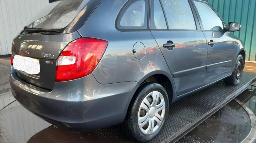 Aripa dreapta spate Skoda Fabia 2 2012 Break 1.6 TDI