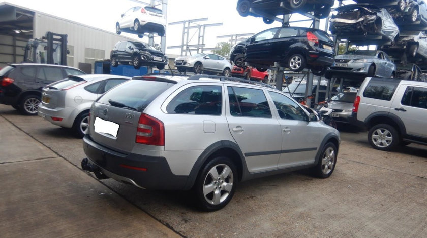 Aripa dreapta spate Skoda Octavia 2 2007 COMBI SCOUT 2.0 TDI BMM