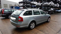 Aripa dreapta spate Skoda Octavia 2 2010 Break 1.6...