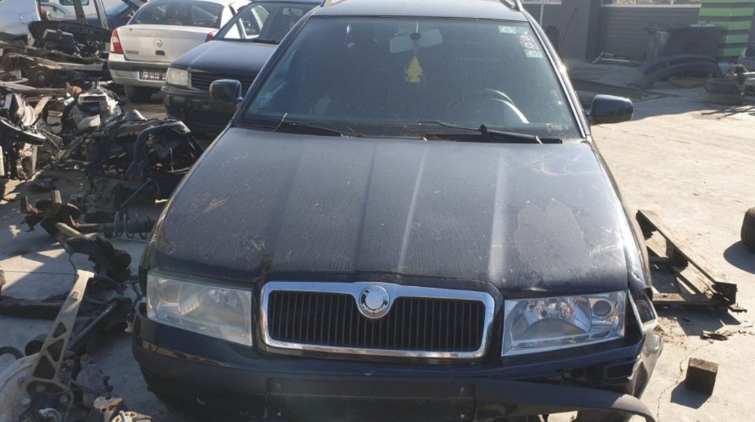 Aripa dreapta spate Skoda Octavia 2003 BREAK 1.9 TDI