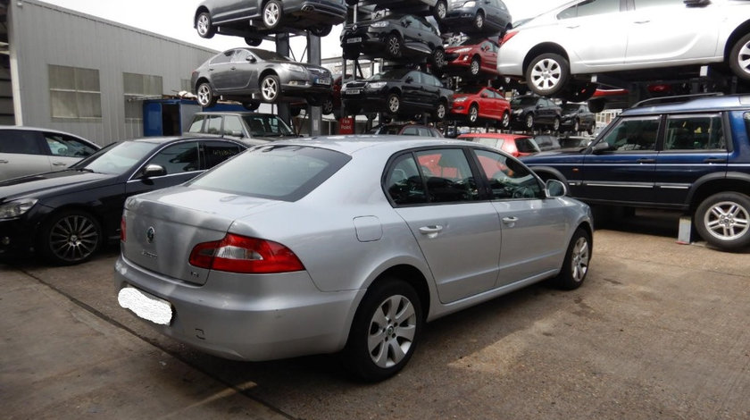 Aripa dreapta spate Skoda Superb 2 2013 Berlina 1.6 TDI