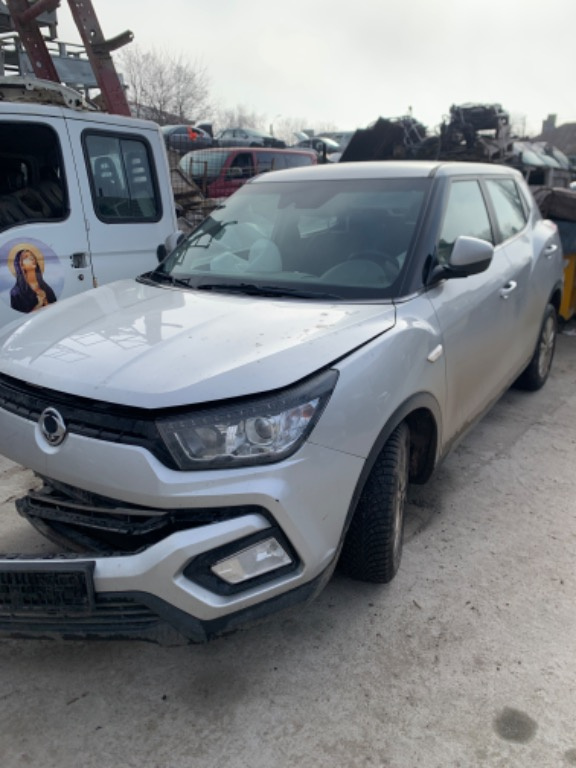 Aripa dreapta spate SsangYong Tivoli 2019 Suv 1.6