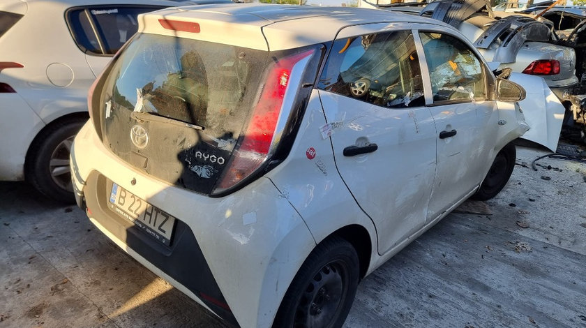 Aripa dreapta spate Toyota Aygo 2017 2 hatchback 1.0 benzina