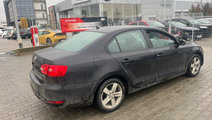 Aripa dreapta spate Volkswagen Jetta 2011 SEDAN 2....