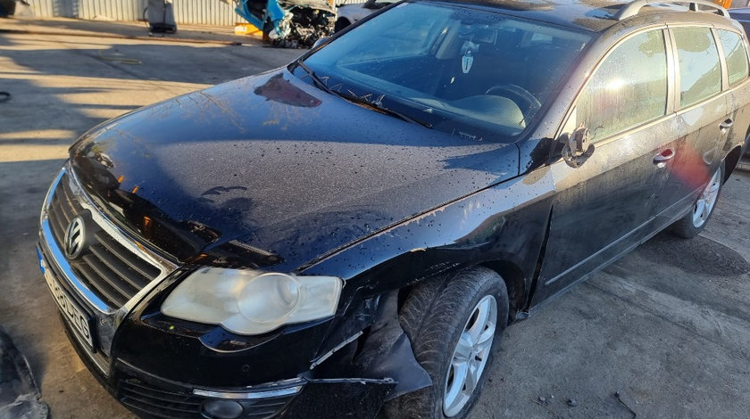 Aripa dreapta spate Volkswagen Passat B6 2006 break 2.0 tdi bmp