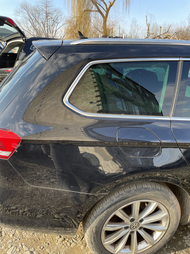 Aripa Dreapta Spate Volkswagen Passat B8 Break 1.6 Motorina 2016