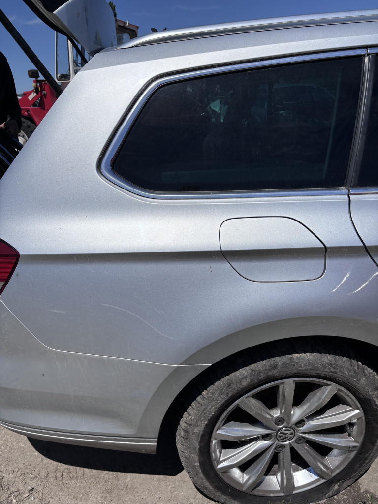 Aripa Dreapta Spate Volkswagen Passat B8 Break 2.0 Motorina 2015, -