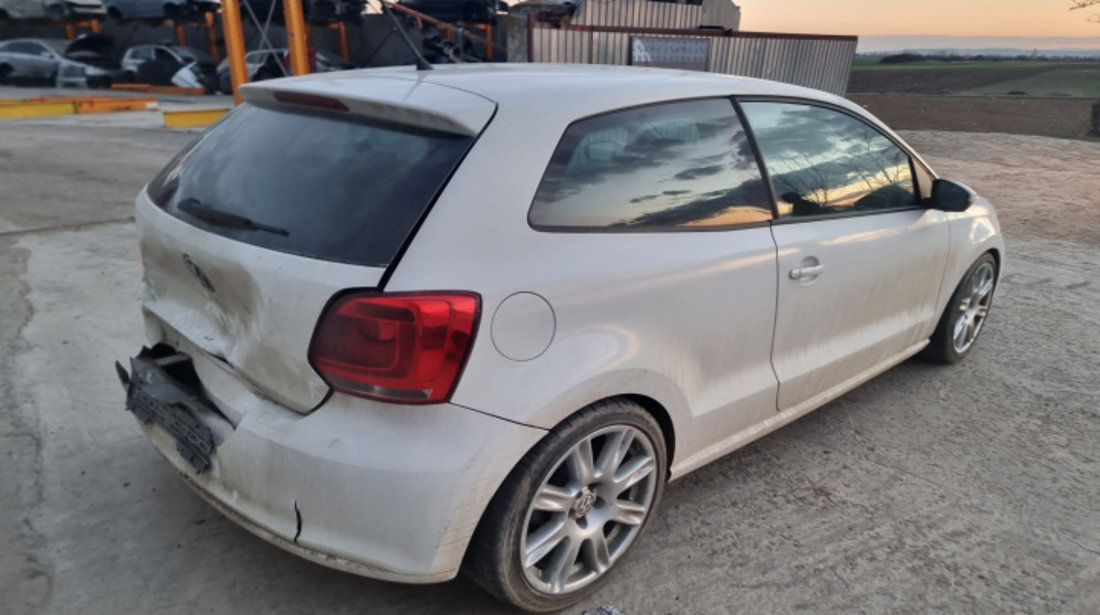 Aripa dreapta spate Volkswagen Polo 6R 2012 Hatchback 1.2