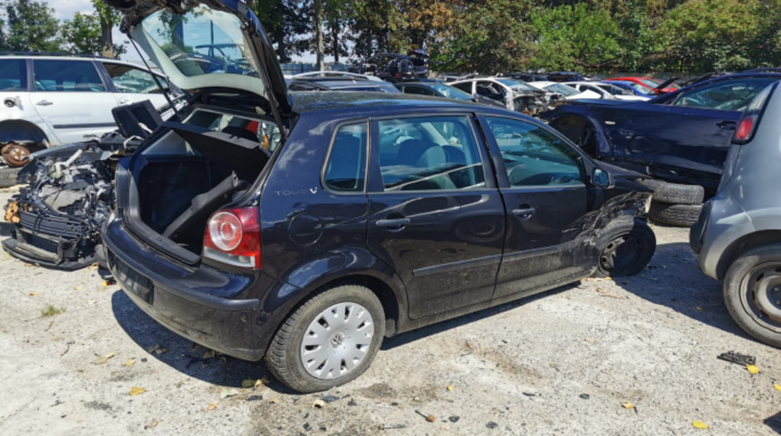 Aripa dreapta spate Volkswagen Polo 9N 2008 HatchBack 1.2 benzina BBM