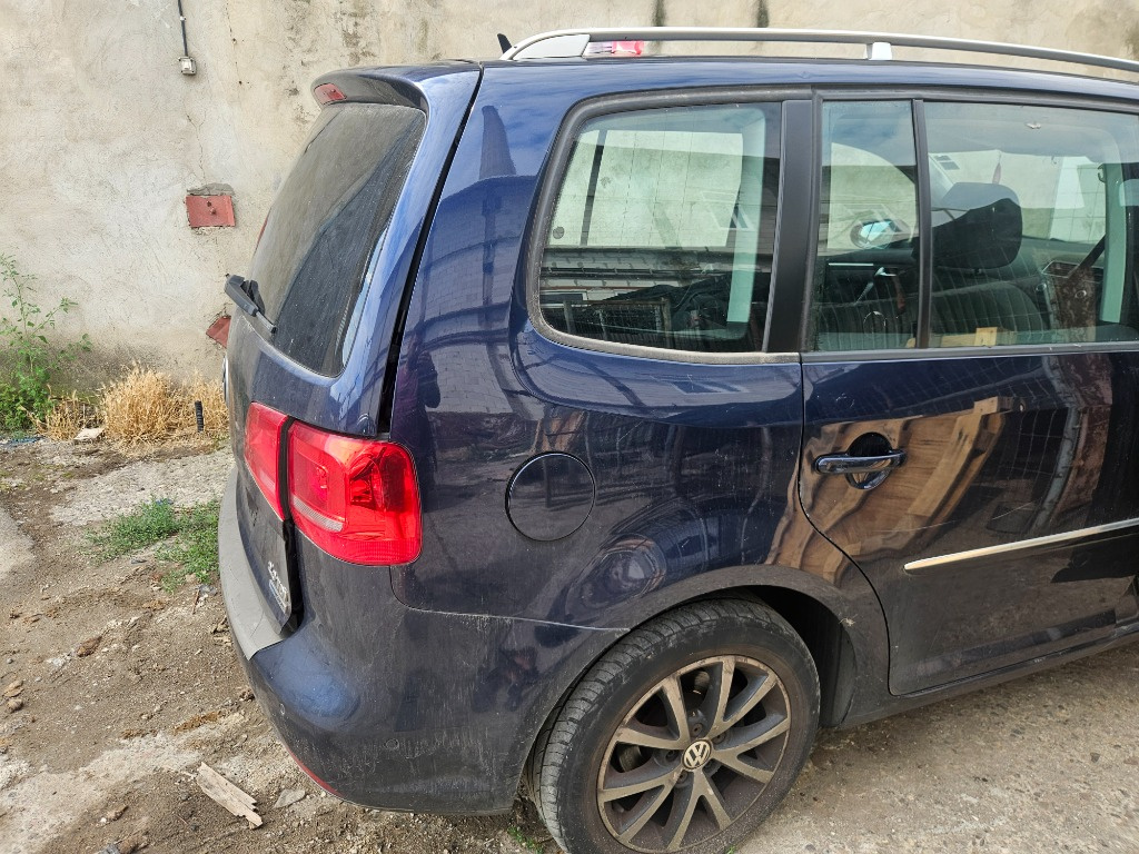 Aripa Dreapta Spate Volkswagen Touran 2014