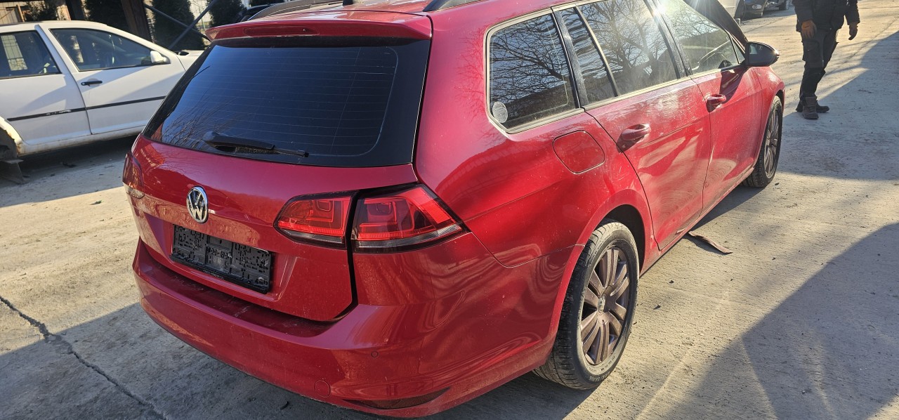 Aripa dreapta spate Vw Golf 7 combi 2014 2015 2016 2017 2018