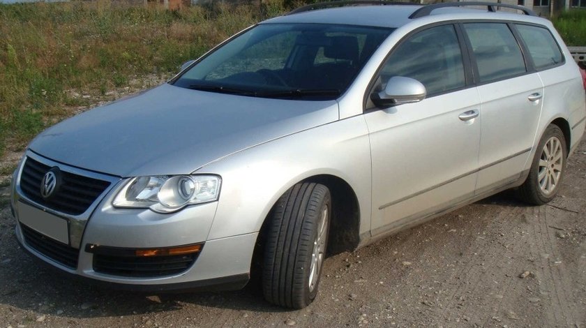 Aripa dreapta spate vw passat break b6 gri