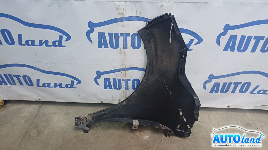 Aripa Fata Dreapta 631001642r Renault CAPTUR 2013
