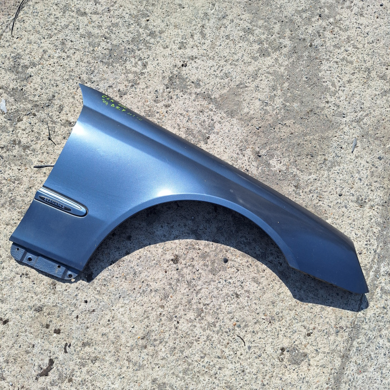 Aripa Fata,dreapta,Albstru Mercedes-Benz CLK W209 2002 - 2009