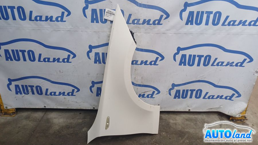 Aripa Fata Dreapta BMW 1 E81,E87 2004