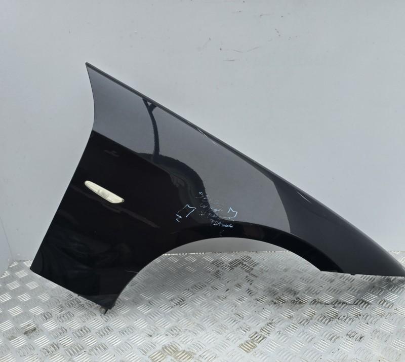 Aripa fata dreapta BMW Seria 3 2005-2012 E90
