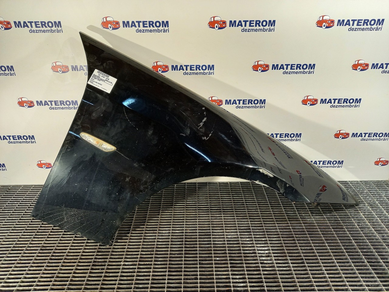 ARIPA FATA DREAPTA BMW SERIA 3 E 90 - - (2007 2012)