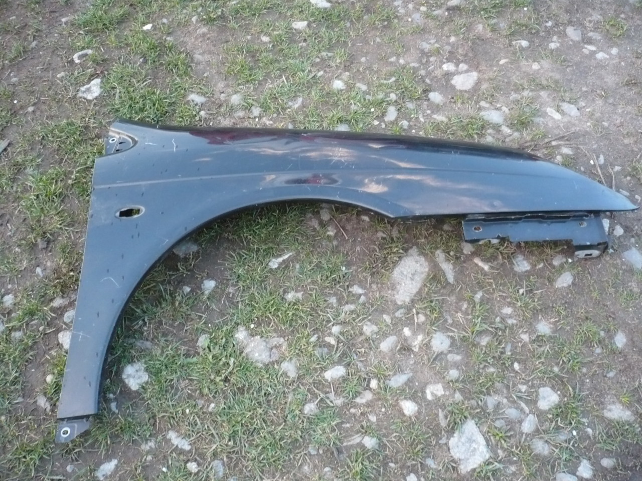 Aripa fata dreapta cu locas semnalizator CITROEN C5 I, C5 II intre 2001-2008