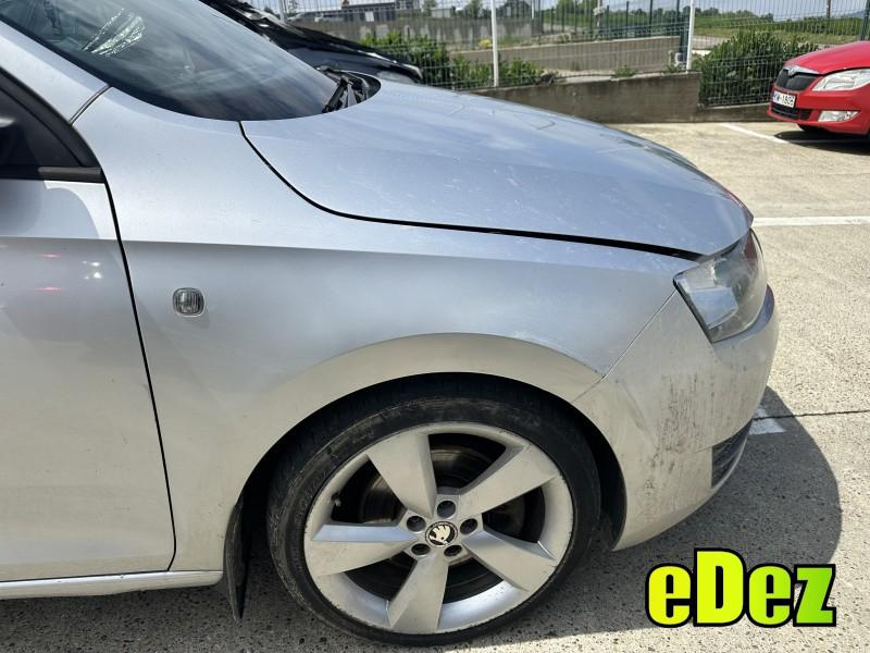 Aripa fata dreapta culoare argintiu - la7w Skoda Rapid (2012-2017)