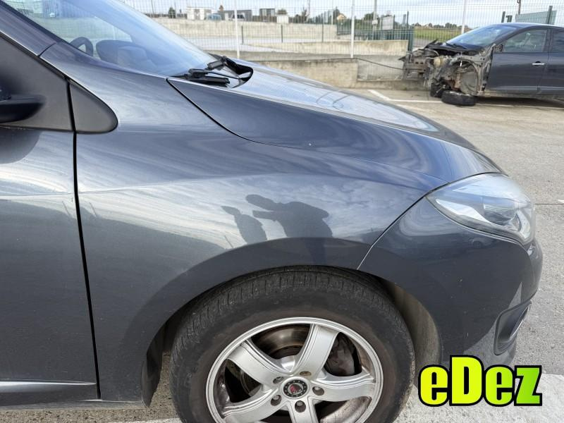 Aripa fata dreapta culoare grey titanium Renault Megane 3 facelift (2012-2016)