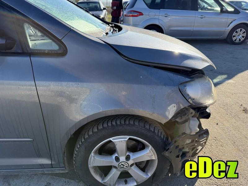 Aripa fata dreapta culoare gri - la7t Volkswagen Golf 6 plus (2009-2014)