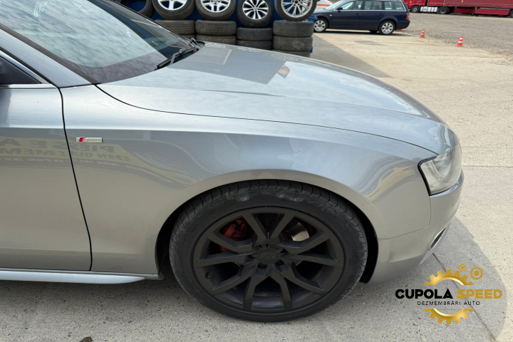 Aripa fata dreapta culoare LY7G Audi A5 8T [2007 - 2011] S-Line 2.0TDI Quattro