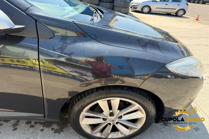 Aripa fata dreapta culoare NV676 PEARLESCENT BLACK BC Renault Megane 3 [2008 - 2014]