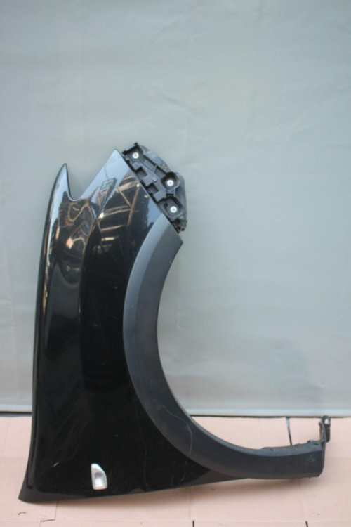 Aripa fata dreapta Dacia Sandero 2 2012-2017