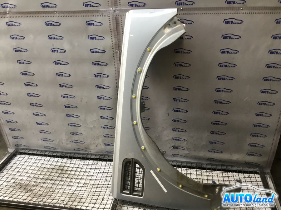 Aripa Fata Dreapta Land Rover DISCOVERY III TAA 2004-2009