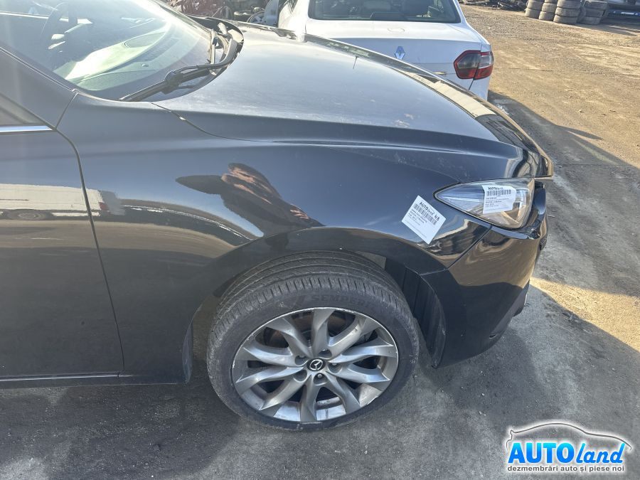 Aripa Fata Dreapta Mazda 3 Berlina 2013