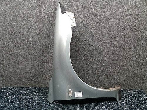 ARIPA FATA DREAPTA MAZDA 6 - - (2002 2007)