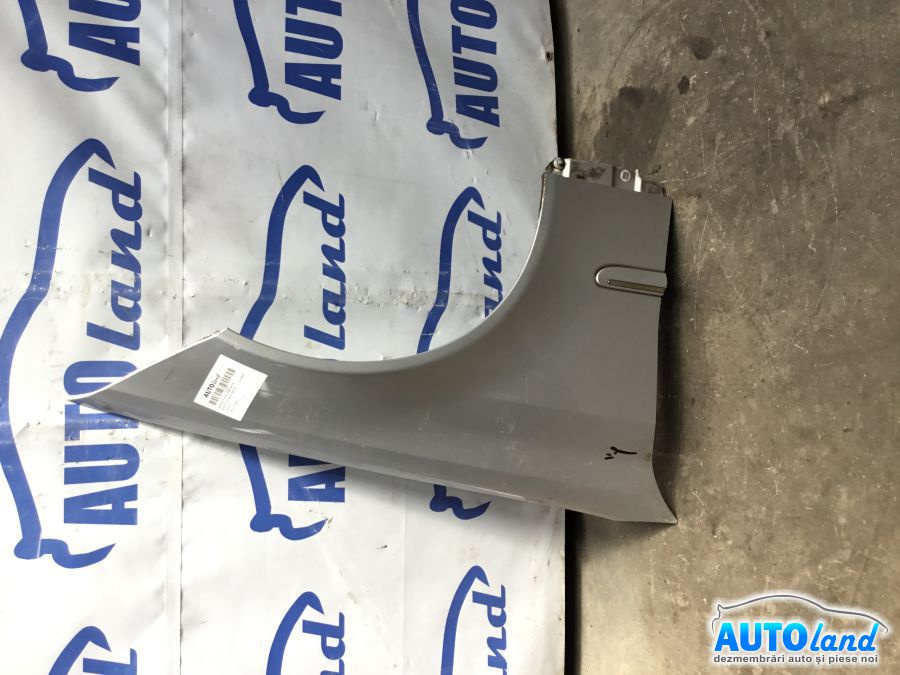 Aripa Fata Dreapta Mercedes-Benz C-CLASS W203 2000