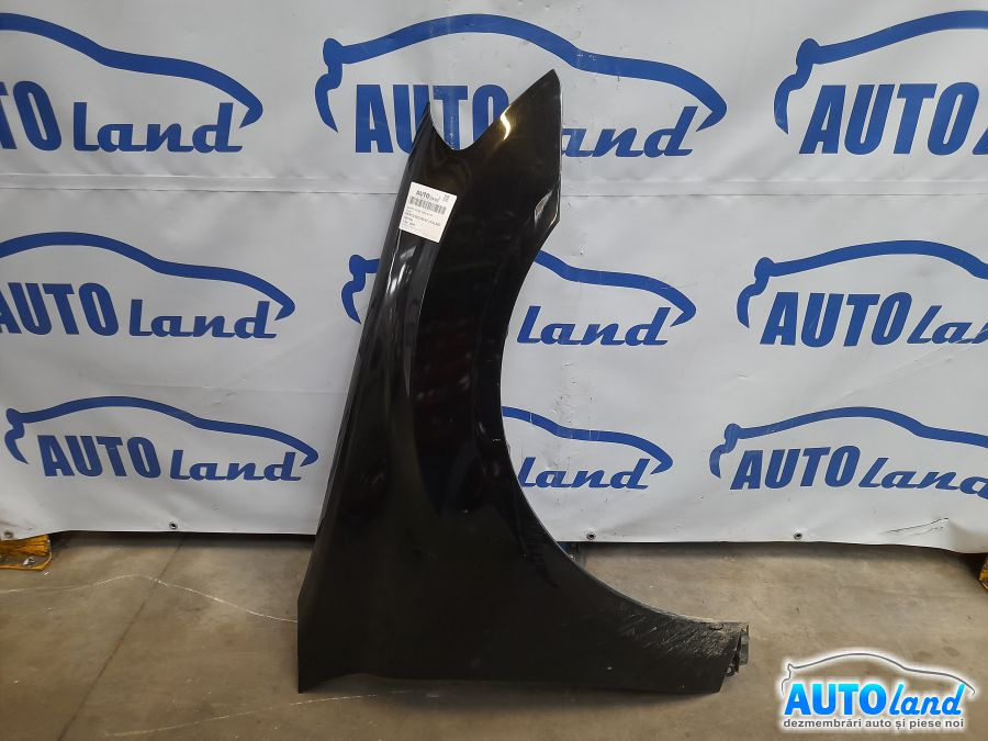 Aripa Fata Dreapta Neagra Mercedes-Benz M-CLASS W164 2005