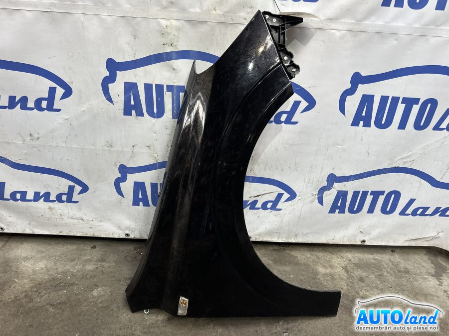 Aripa Fata Dreapta Opel ASTRA H GTC 2005