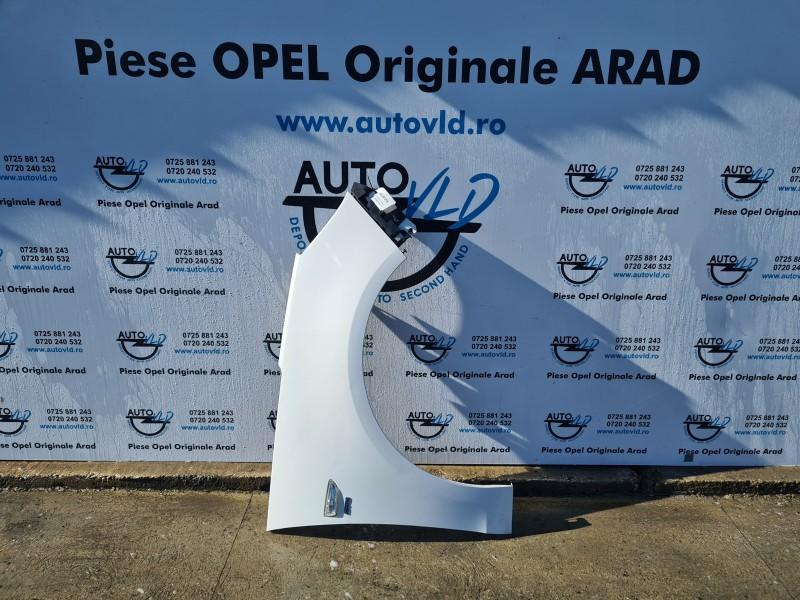 Aripa fata dreapta Opel Zafira C 2011-2016