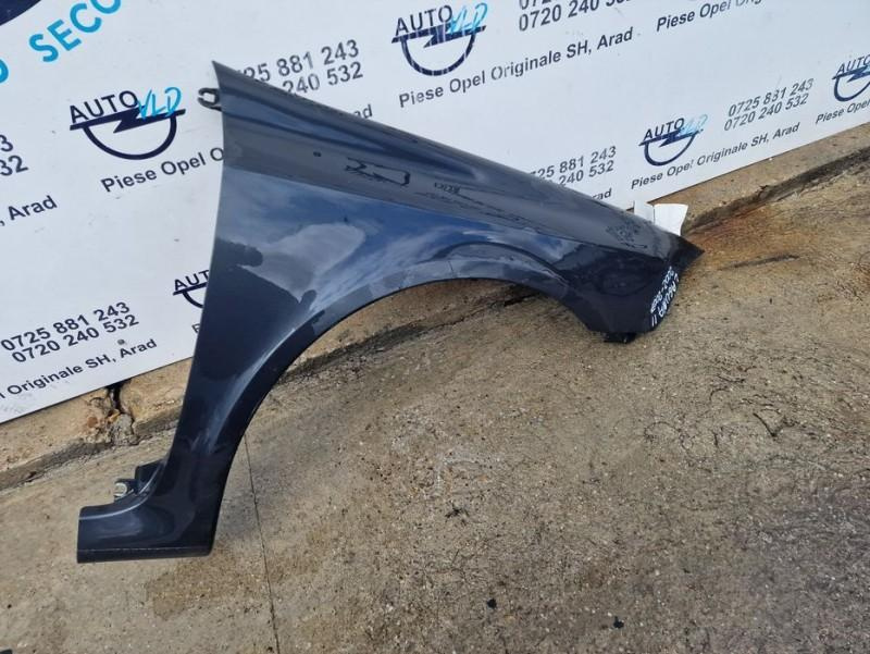 Aripa fata dreapta Renault Laguna 2 2002-2007