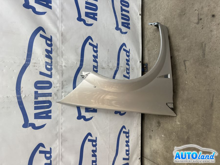 Aripa Fata Dreapta Renault MEGANE II BM0/1 ,CM0/1 2002
