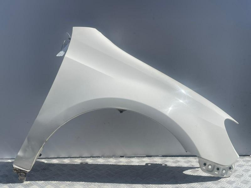 Aripa fata dreapta Volkswagen Golf 6 2008-2013