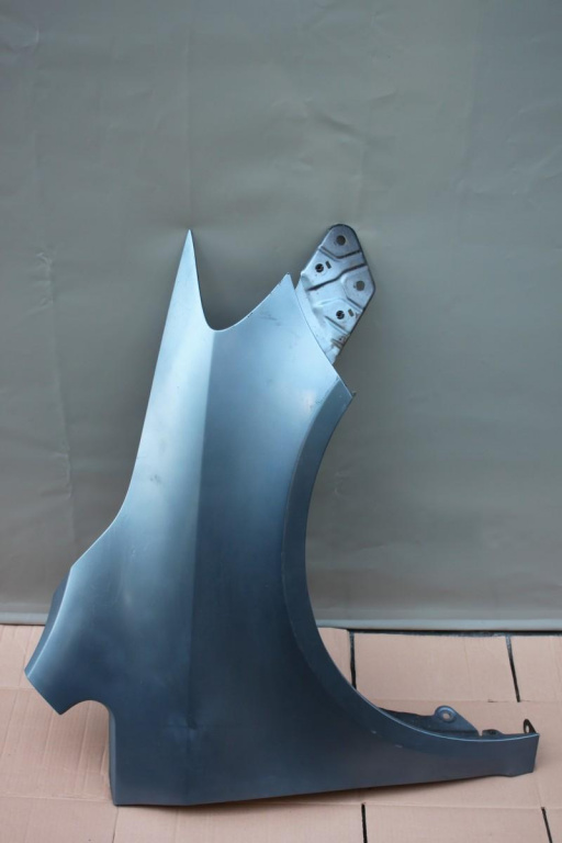 Aripa fata dreapta Volkswagen Golf 6 plus 2009-2014